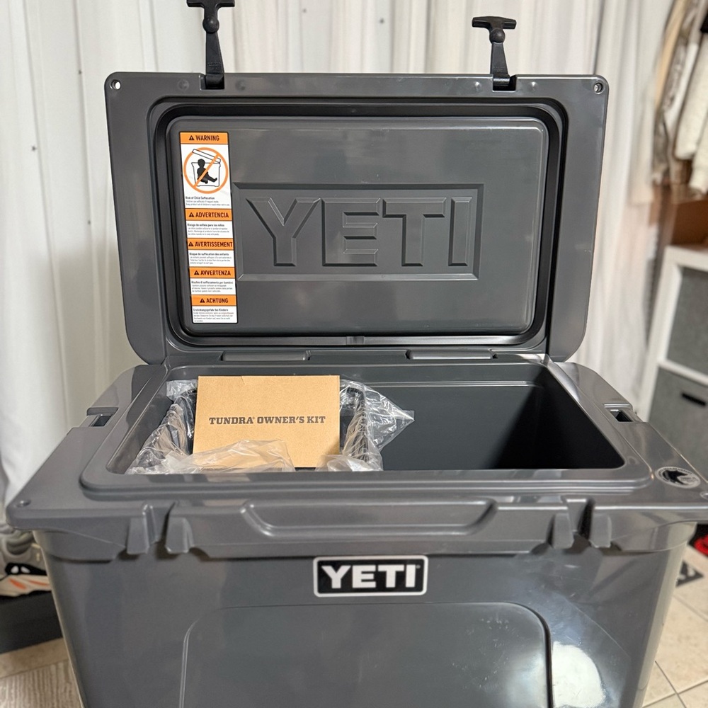 Yeti 45 Hard Cooler